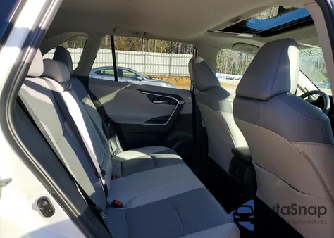 2019 Toyota Rav4 Limited из США, поврежденный, VIN 2T3N1RFV2KW041075